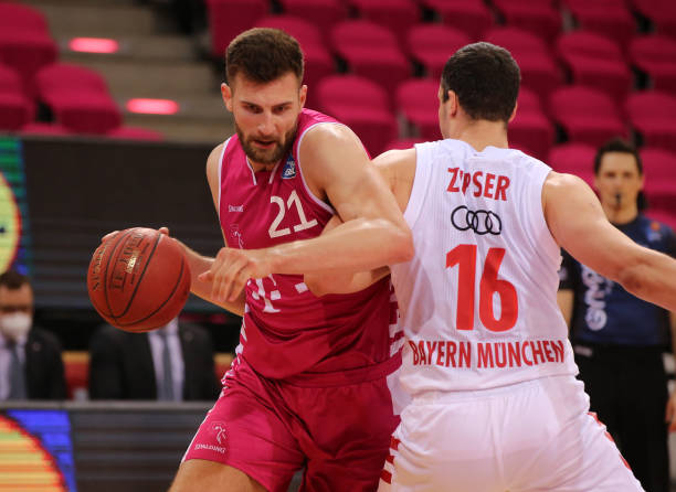 之秀崭露头 之秀崭露头